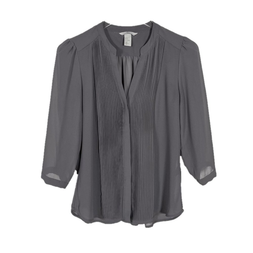 H&M Gray Mesh Pleated Front Button Blouse with 3/4 Sleeves Size 6